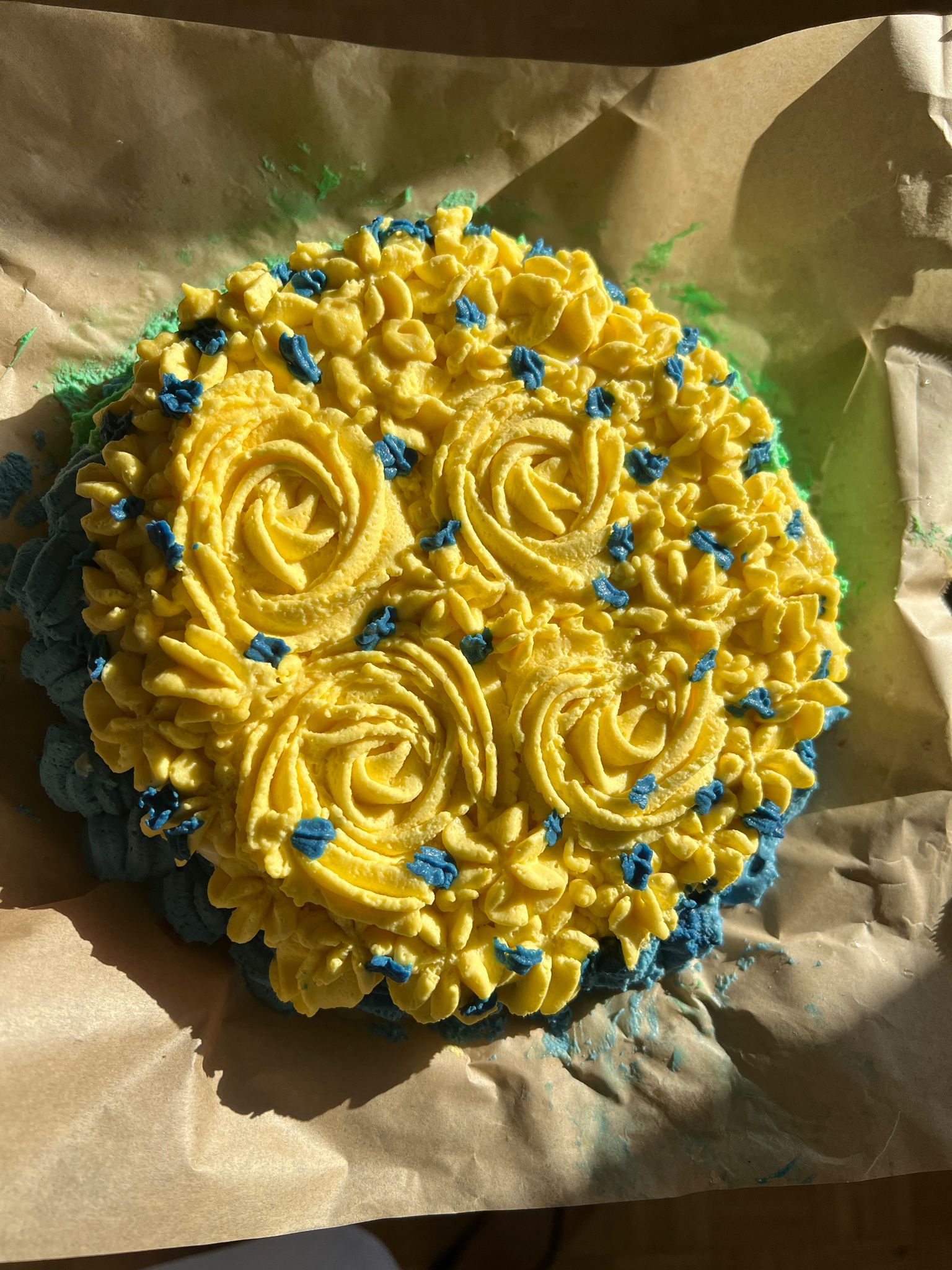 Flora Bite signature cake design